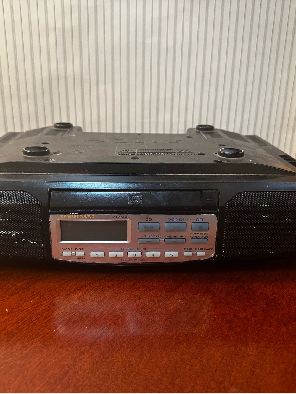 Vintage Sony SpaceMaker Under-Cabinet Radio & CD Player (Model ICF-CD513)